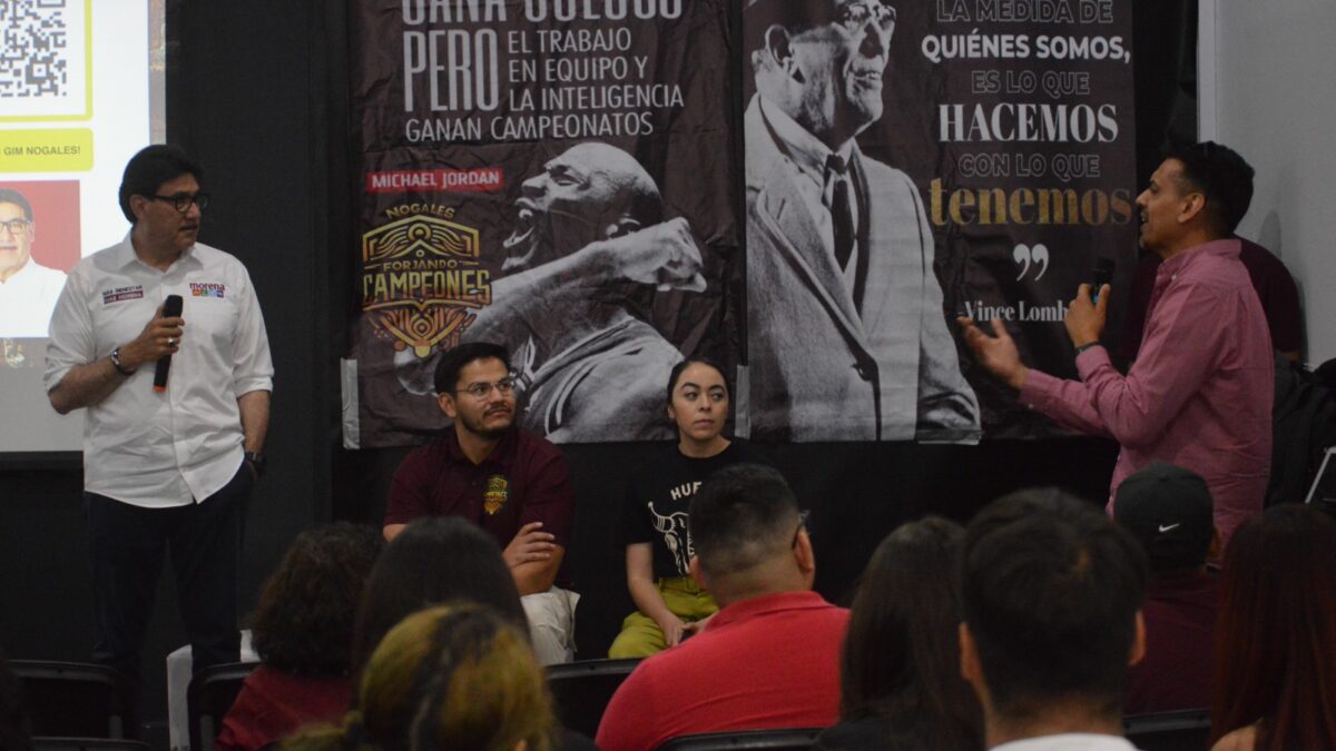 Participa JFGM en Foro «¿Qué Onda con los Jóvenes?»